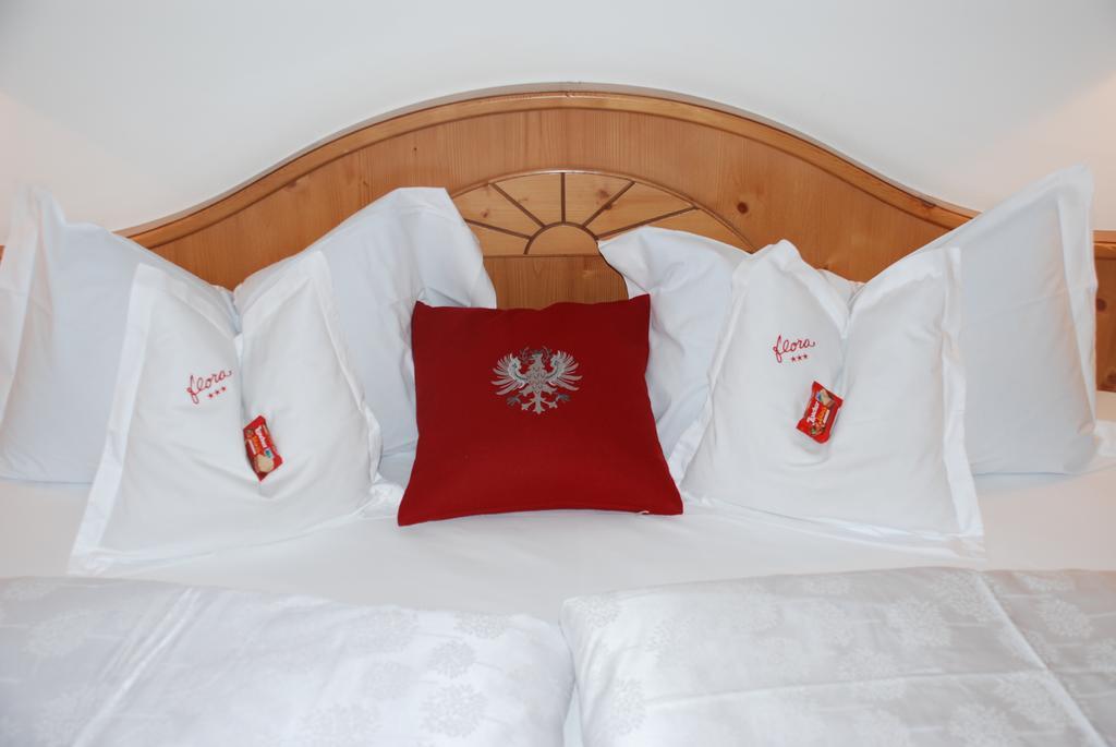 Hotel Flora Сельва-ді-Валь-Гардена Номер фото